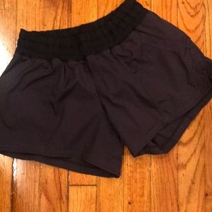 Lululemon black shorts size 4